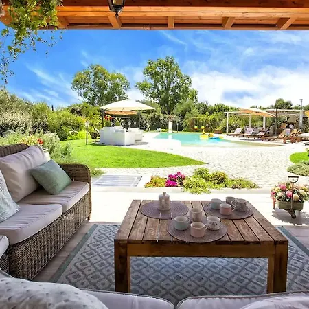 Villa Clicksardegna Alghero Villa A 5 Km Dal Mare Airco Con 5 Camere E 5 Bagni *